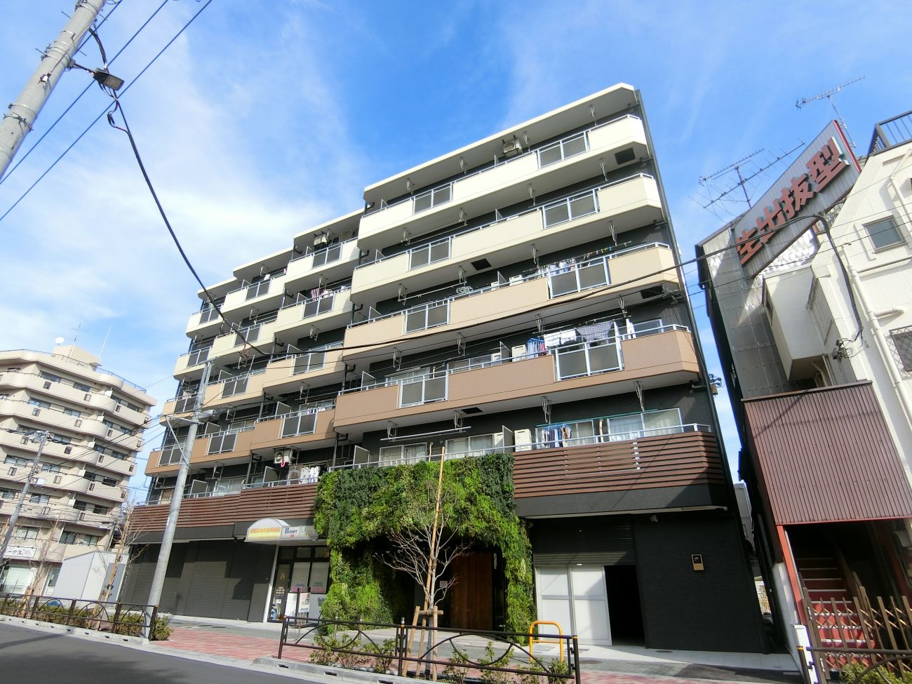 綾瀬 築30年 5階建てRCマンション 外構リニューアルの画像